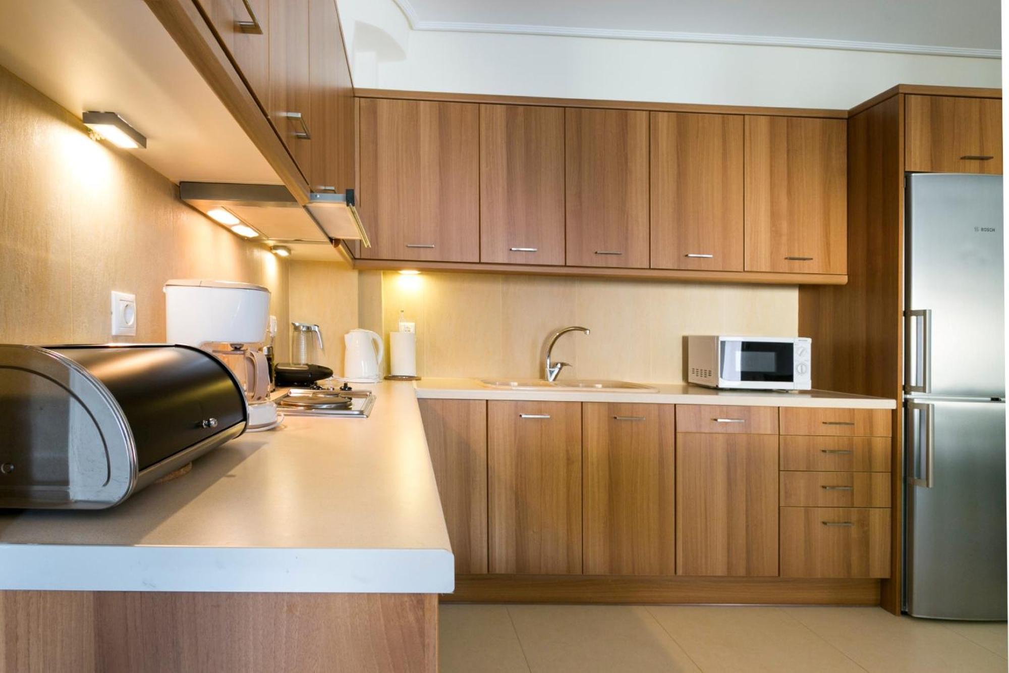 Meliti Waterfront Suites Karavomylos Dış mekan fotoğraf