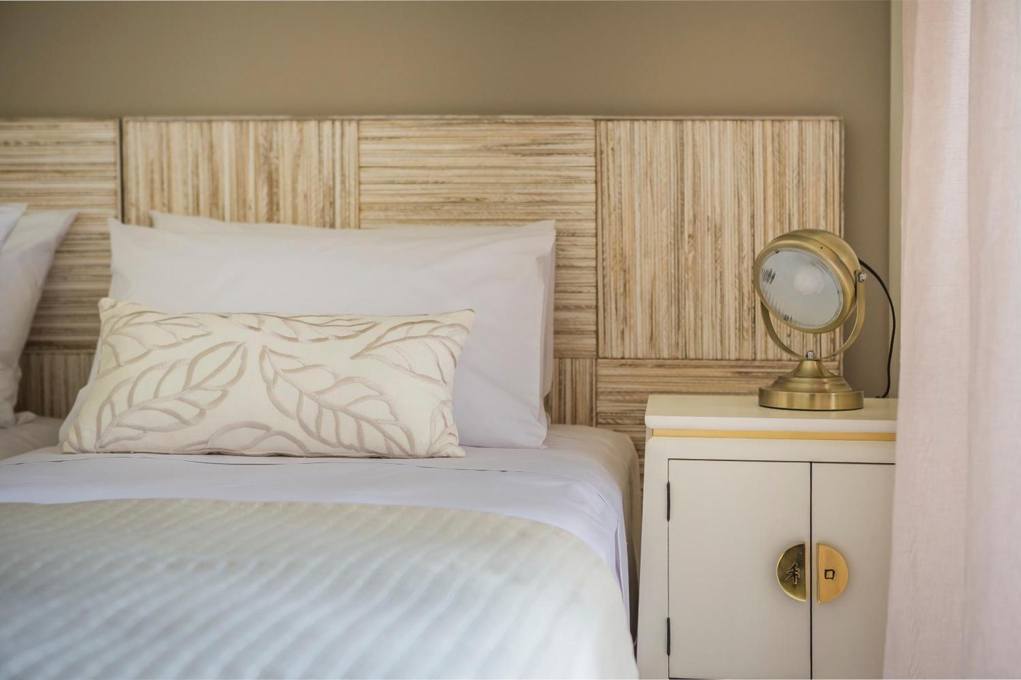 Meliti Waterfront Suites Karavomylos Dış mekan fotoğraf