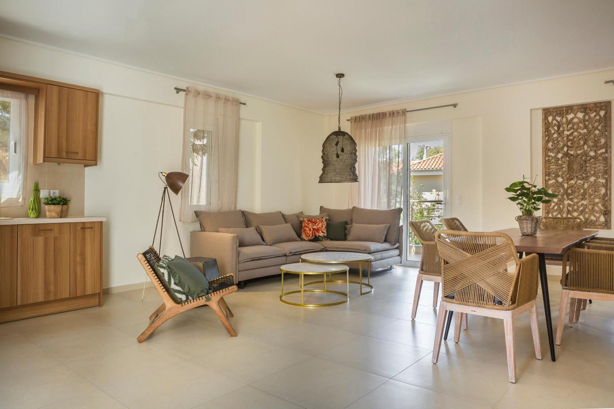 Meliti Waterfront Suites Karavomylos Dış mekan fotoğraf